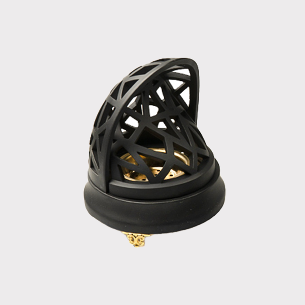 L - مبخر هرم اسود